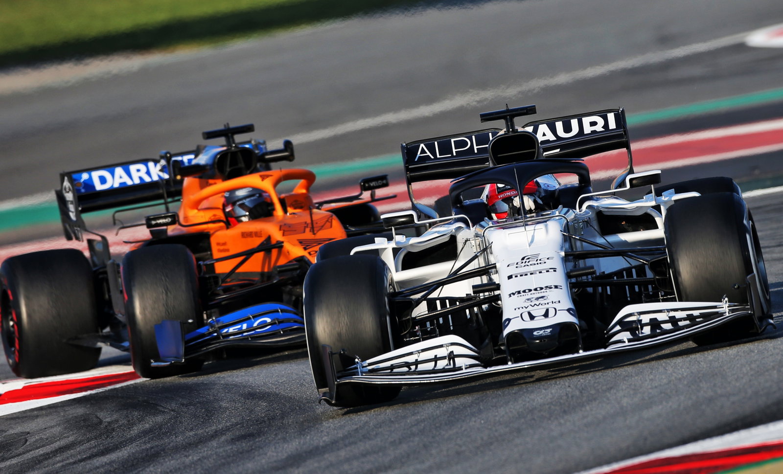 Renault still wants F1 to look hard at Racing Point’s ‘pink Mercedes'